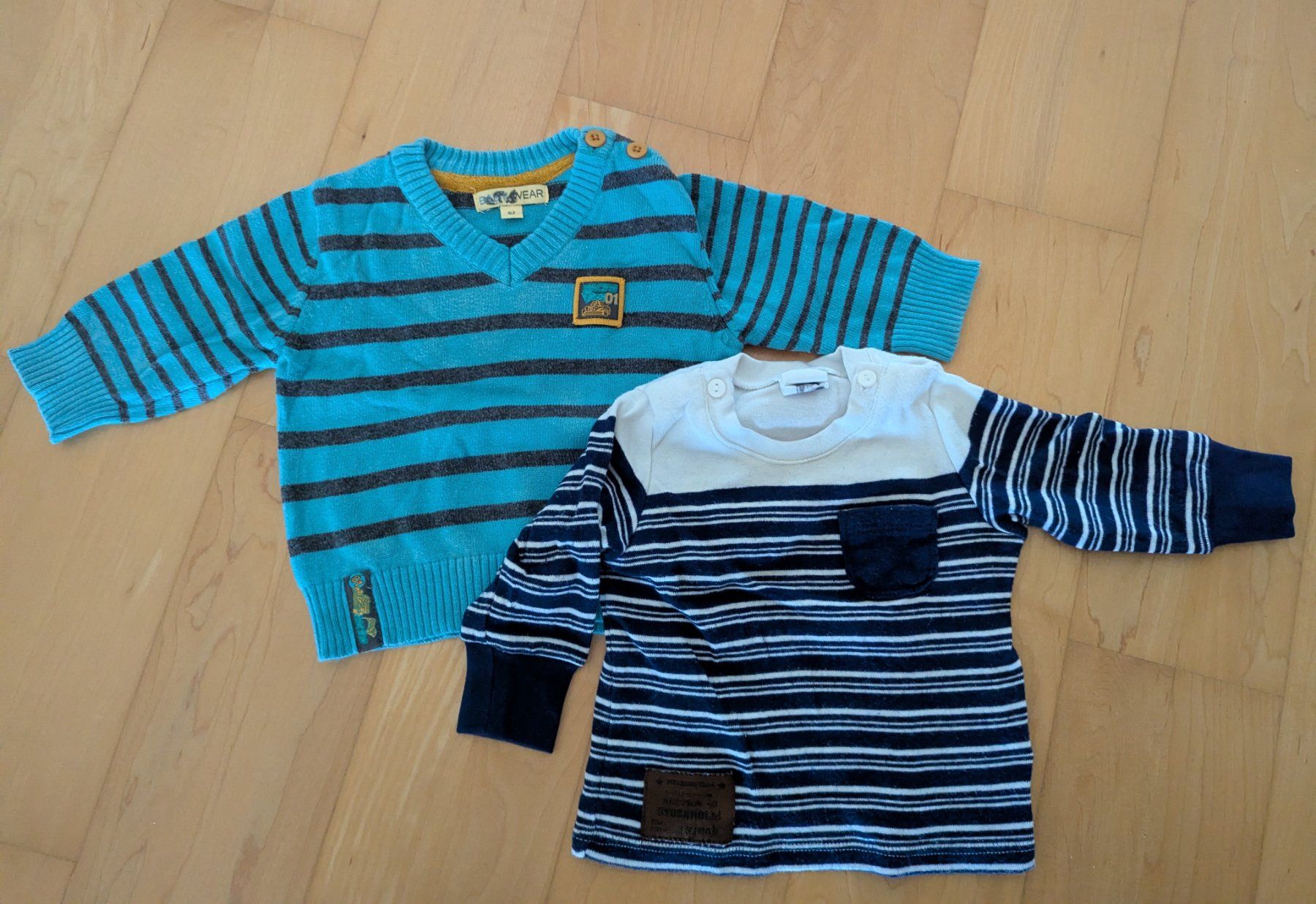 H&M Pullover & Sweatshirts: 2 Kinder Pullover gestreift Grösse 62 – Gebraucht aus Uster von matus.brlit