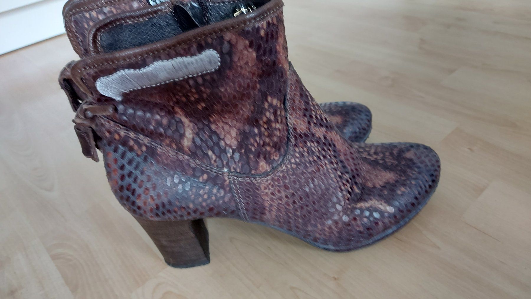 Mjus Chaussures femmes: Mjus Stiefelette Gr,40 – D'occasion à langenthal par rundholz7 2