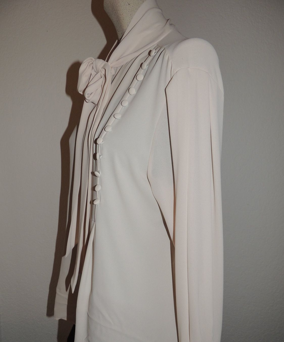 Camicette: EXKLUSIVE BLUSE "SERPIL EXCLUSIVE" NP 148 CHF NEU L – Nuovo e nell'imballaggio originale da Au ZH venduto da FashionConsultant 2