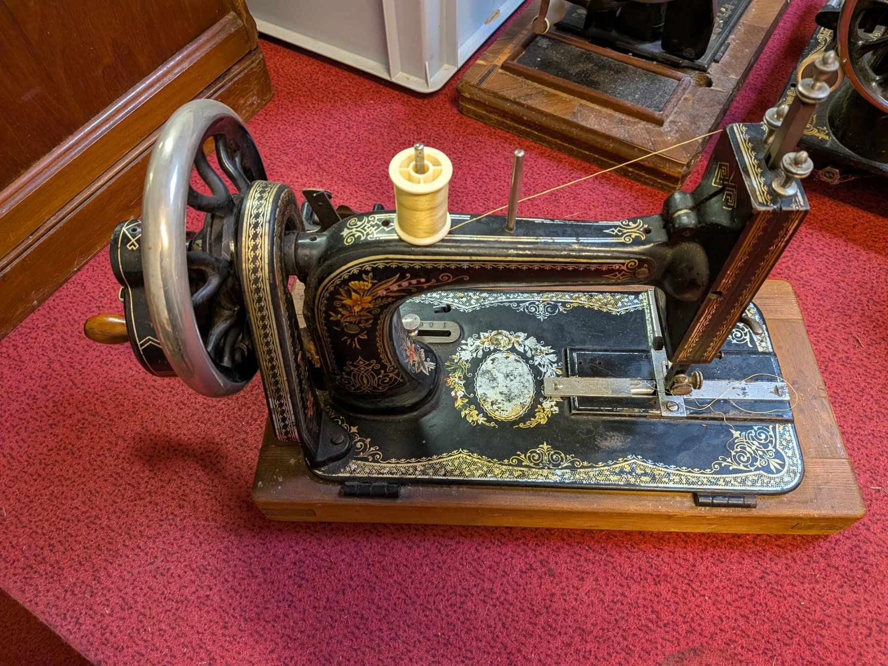 Macchine da cucire: Sammlung Nähmaschinen, 7 Stück – Usato da Schönenwerd venduto da kybi 3