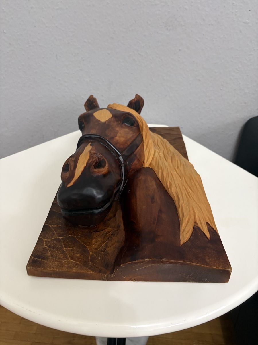 Sculture & Statue: Sculpture vintage de tête de cheval – Usato da petit lancy venduto da FerreiraLuis 9