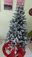 Sapin de Noël Artificiel Floqué sans décoration.