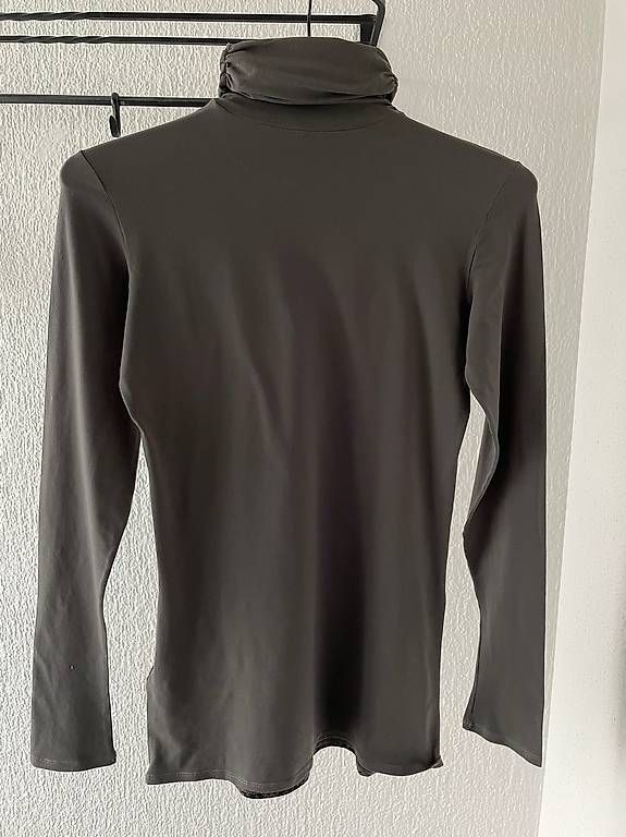T-shirt: Marc Cain Strumpfshirt lang – Usato da Meisterschwanden venduto da xX3000Xx 1