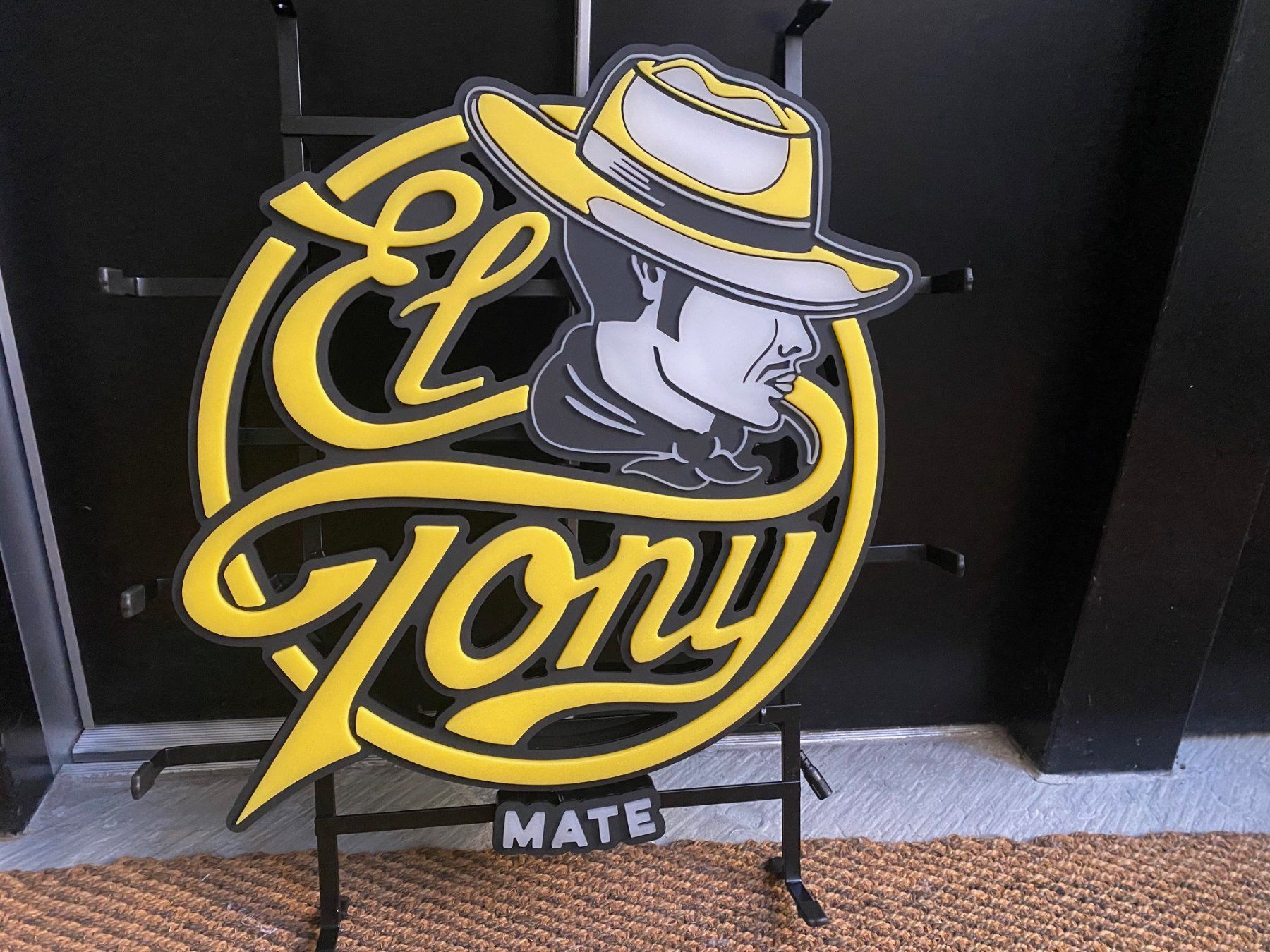 Insegne: Werbeschild beleuchtet El Tony Mate – Usato da Fribourg venduto da geraldine132