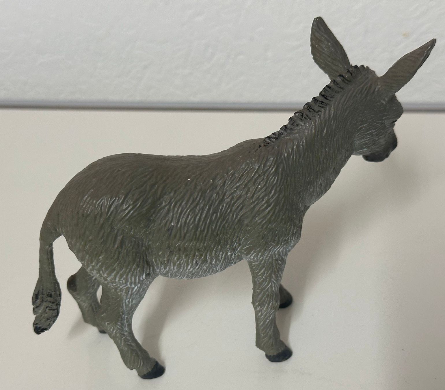 Statuette: stehender Esel – Usato da Gümligen venduto da Delphi6 2