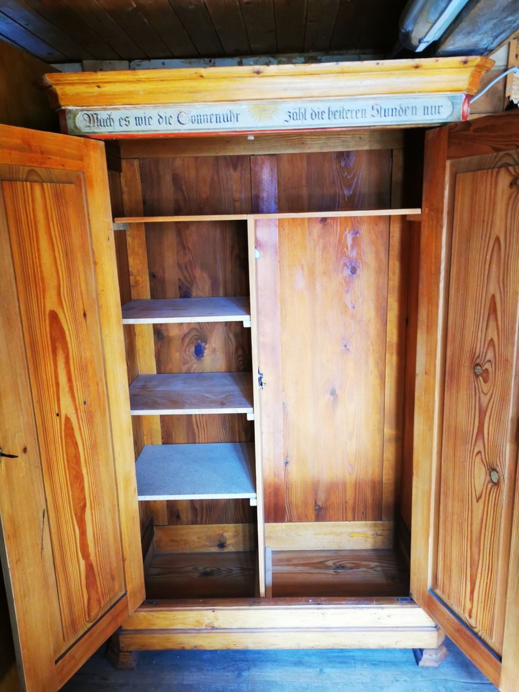 Armadi: Antiker Schrank – Usato da Bürglen UR venduto da ste_sk56 1