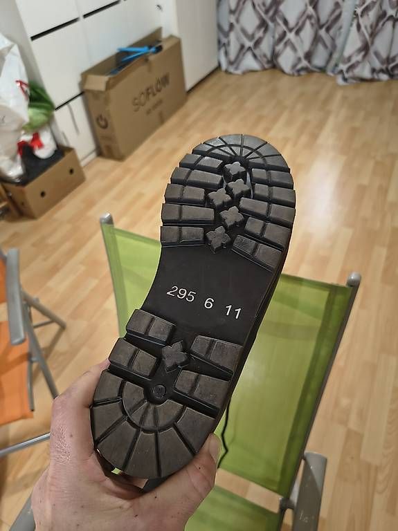 Scarpe da uomo: Scarponi militare  – Usato da Agno venduto da mediomas 1