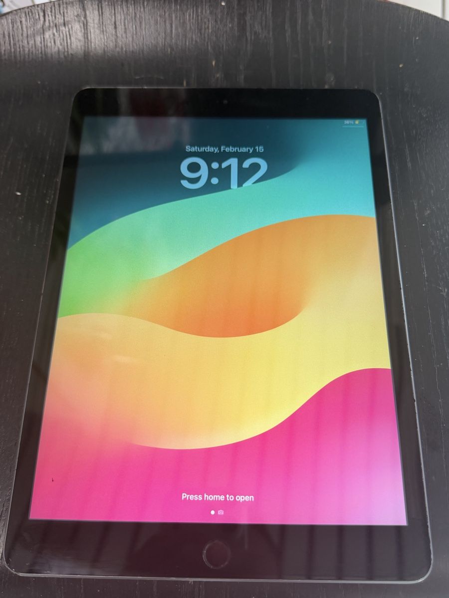 Apple Tablet PC: iPad 8e génération - 32go – Usato da Yverdon-les-Bains venduto da ame_7f2x
