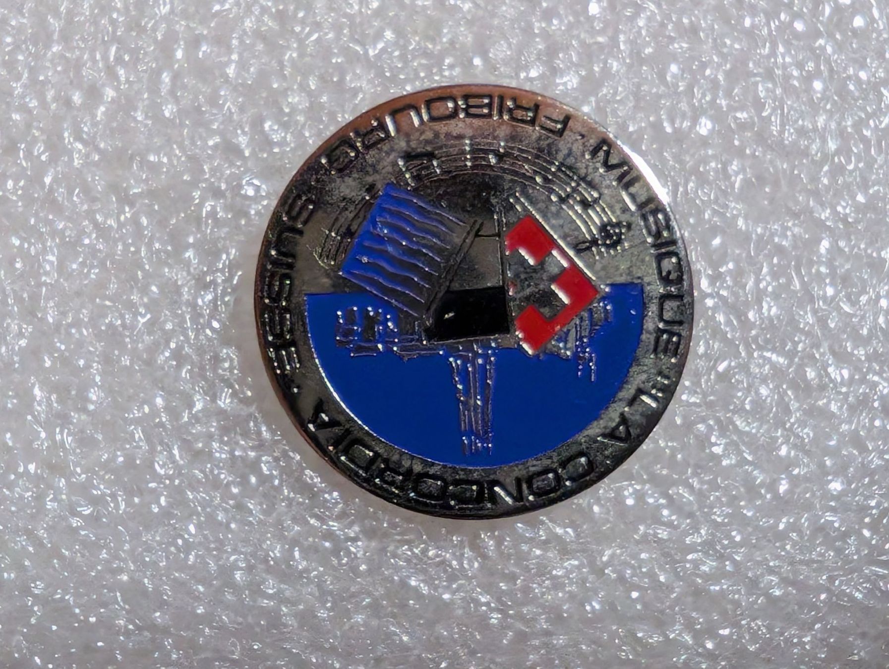 Plaquettes & Badges: Ansteckpin 273: – D'occasion à Oppligen par Pin-Fall-Shop