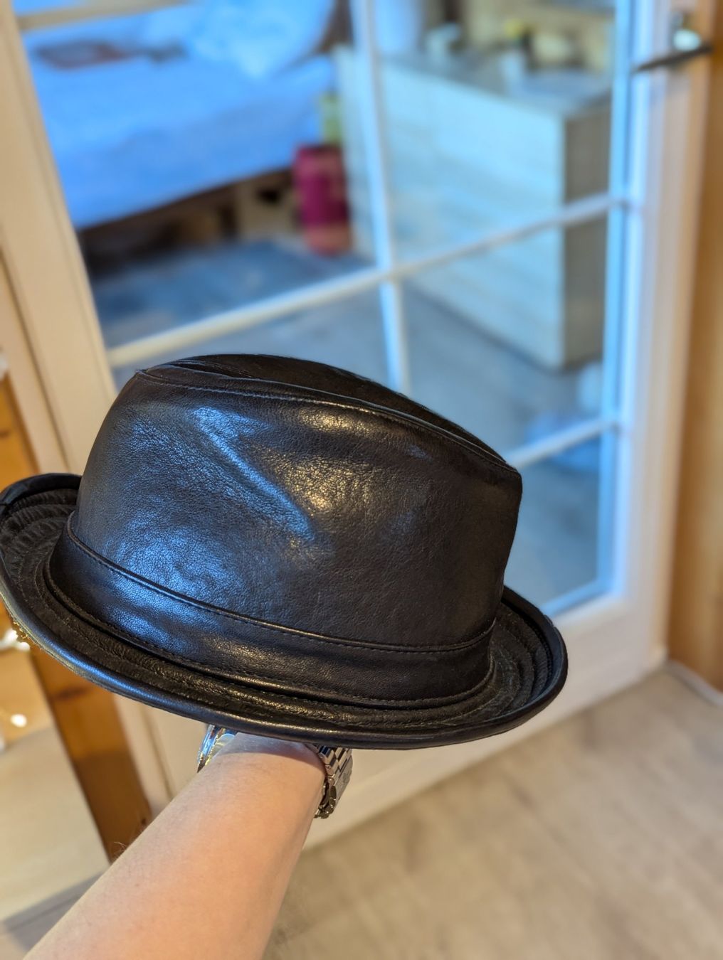 Copricapi, berretti & cappellini: Leather biker fedora – Nuovo e nell'imballaggio originale da Altendorf venduto da jak_lkk8 2