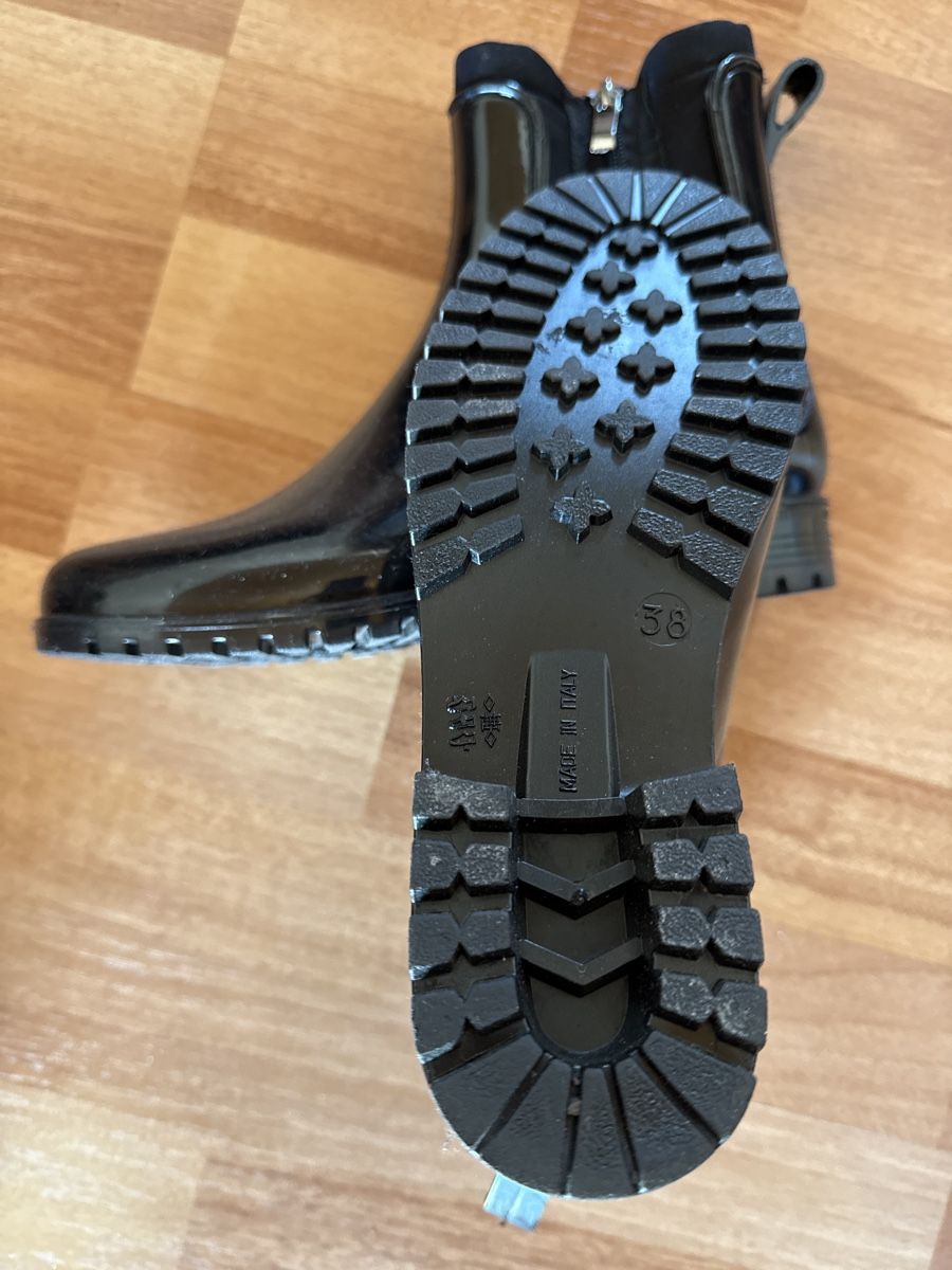 Damenschuhe: Schwarze Regenboots Gr. 38 Stiefel – Gebraucht aus Heiden von fam_797q 2