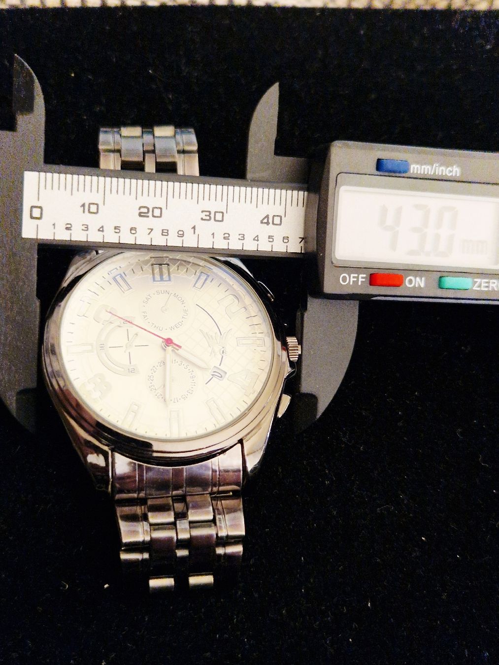 Orologi: Belle montre sportive  – Usato da Undervelier venduto da Emc_7 5