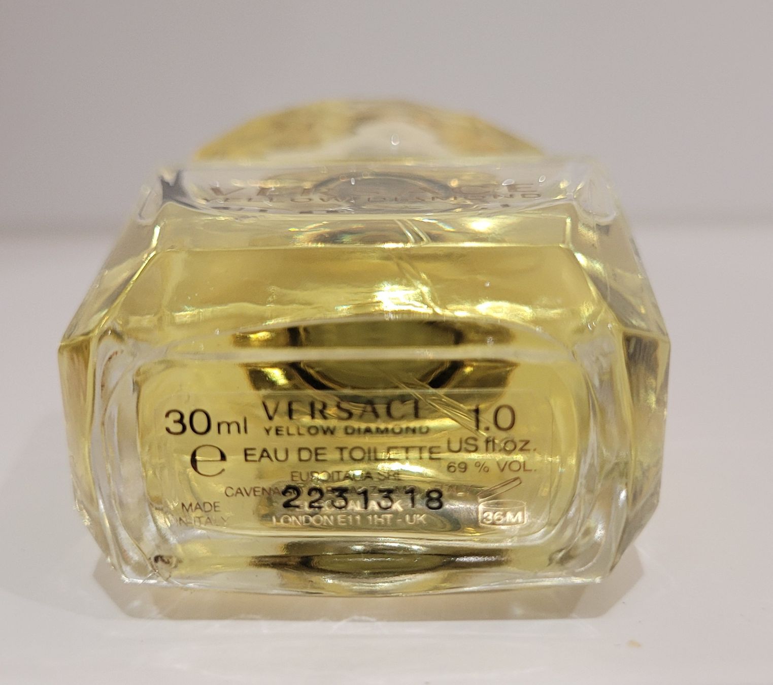 Versace Profumi & Eau de Toilette: Parfum Versace Yellow Diamond – Usato da Tägertschi venduto da 9__Saeru__9 1