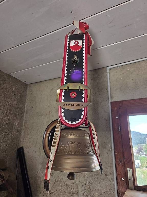 Glocken & Treicheln: Treichel / Glocke – Gebraucht aus Lausen von 04362