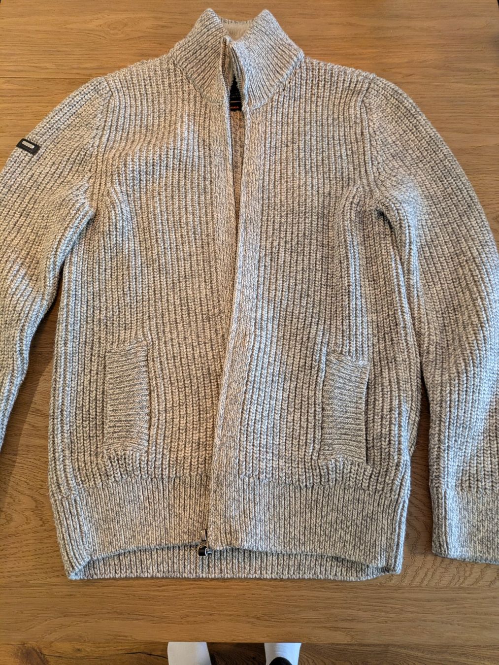 Superdry Giacche: Superdry Premium Knit Strickjacke Herren S grau – Usato da Wauwil venduto da KilluaSumisu 3