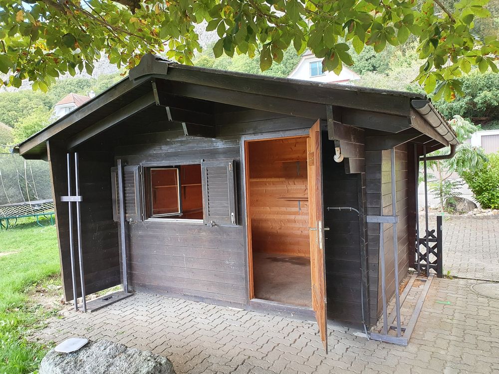Wunderschönes, grosses Gartenhaus zu verkaufen Kaufen auf Ricardo