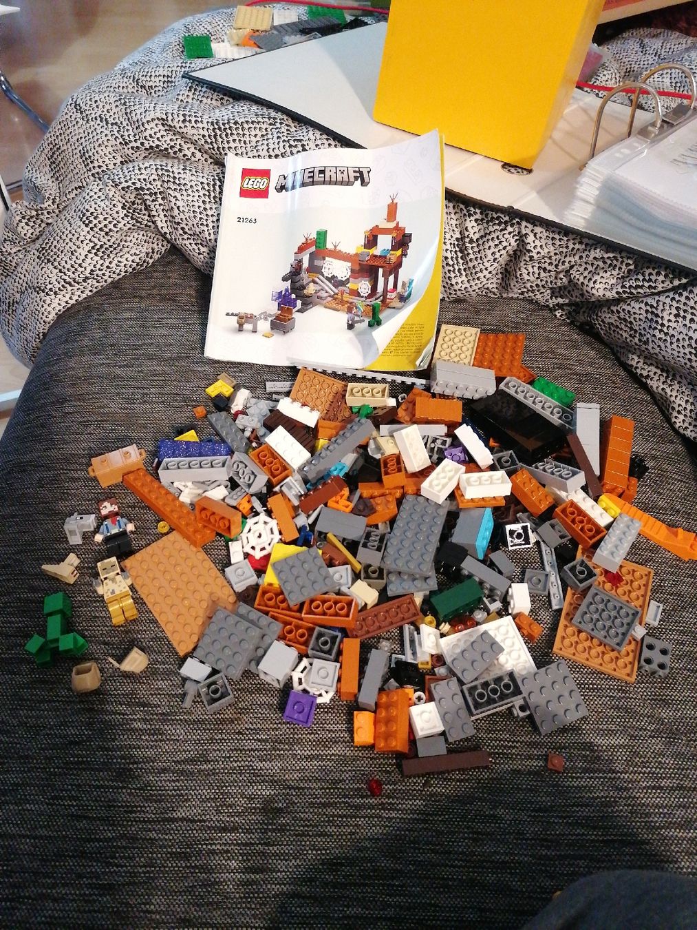 Lego Spielzeuge: MINECRAFT MINE IN DEN BADLANDS – Neu (gemäss Beschreibung) aus Pratteln von ThereseZ 2