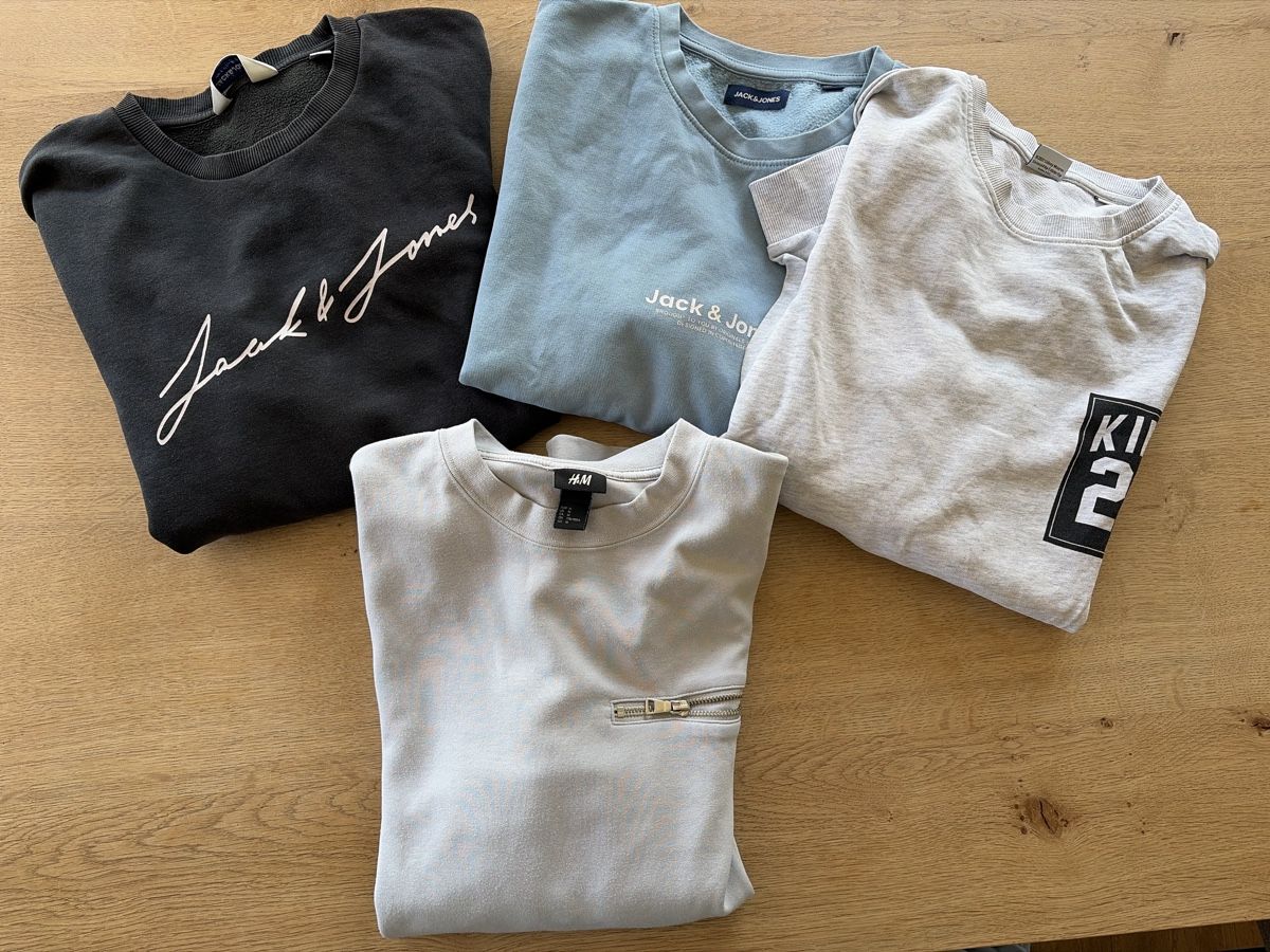 Kleiderpakete: Vier Pullover Grösse M – Gebraucht aus speicher von danicole