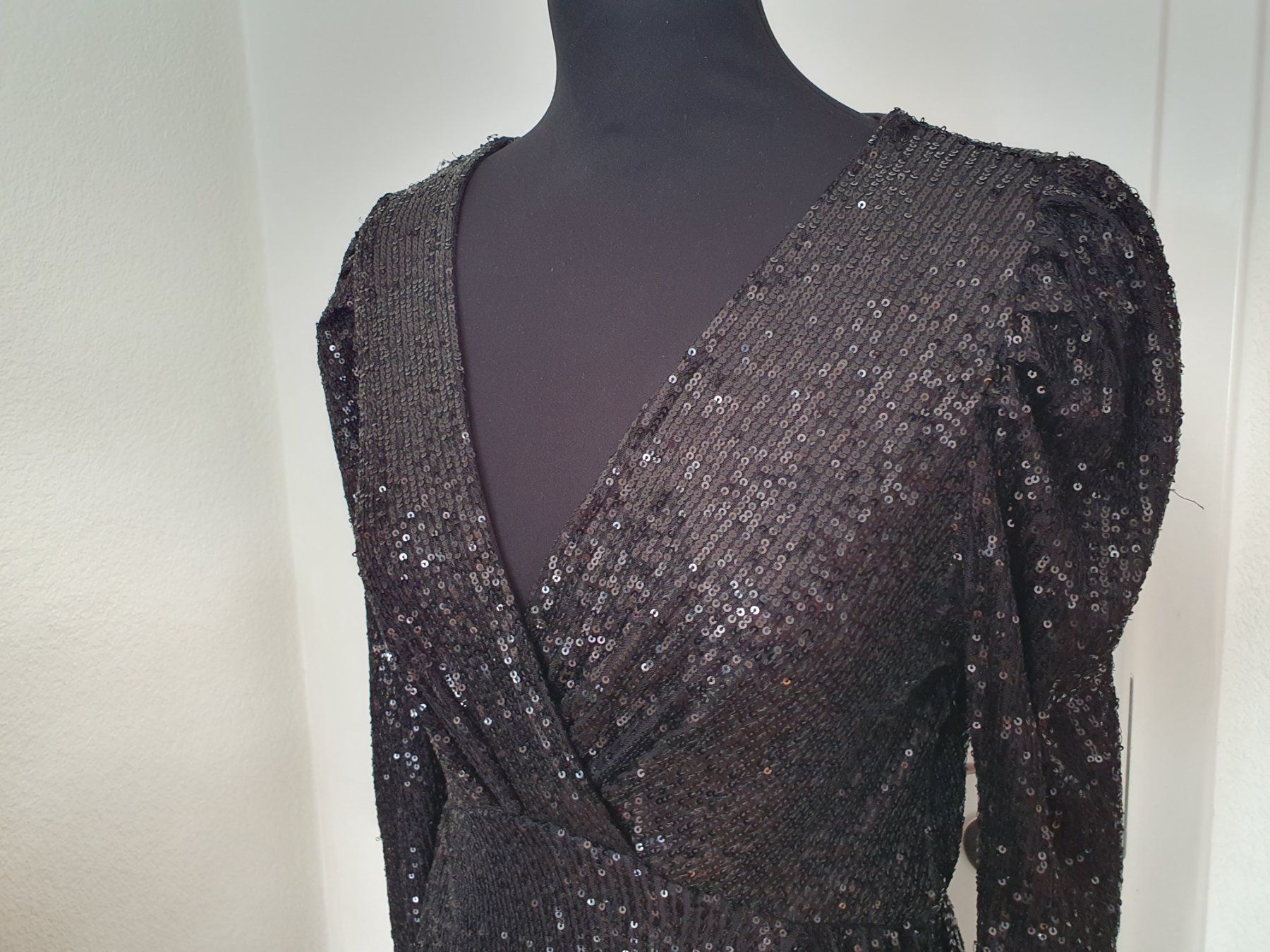 Zebra Kleider: Robe élégante avec paillettes - Taille XS – Gebraucht aus Court von Jovi2 2