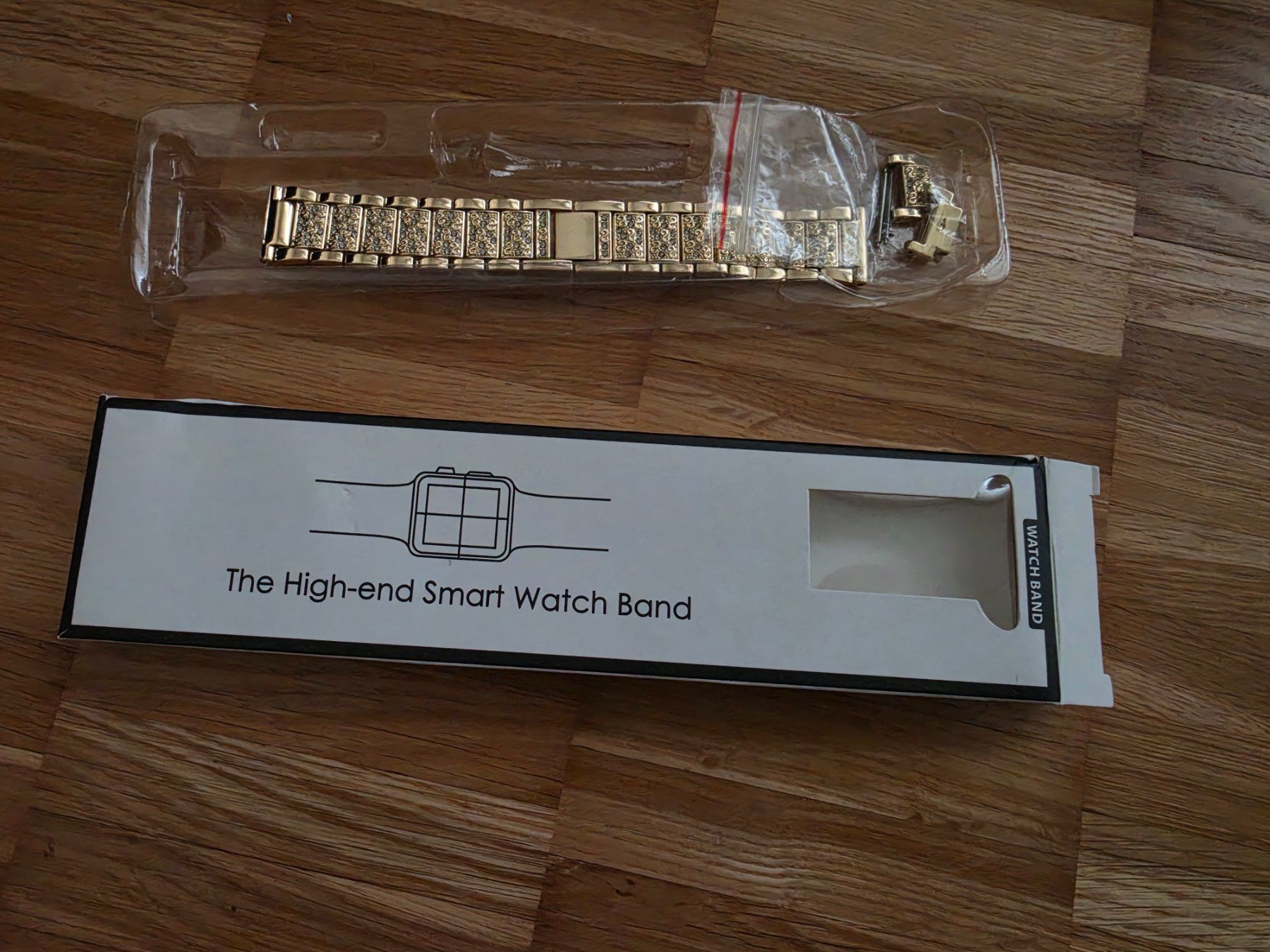 Smartwatch: Smartwatch Armband Gold mit Steinen Neu – Nuovo (secondo la descrizione) da Zürich venduto da Sokaina 1