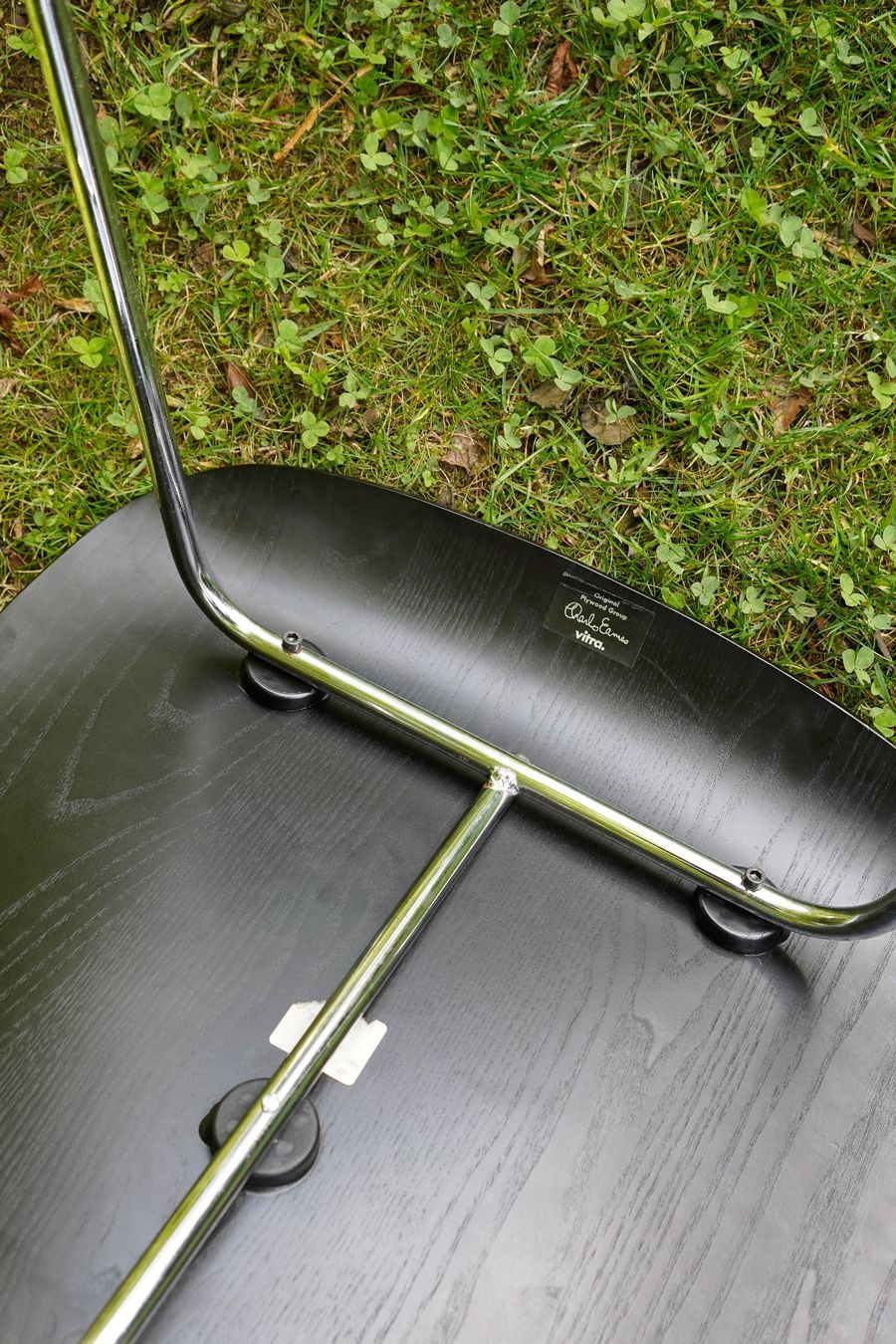 Vitra Sessel: Vitra Eames LCM Sessel Schwarz – Gebraucht aus Spiez von demiseum 6