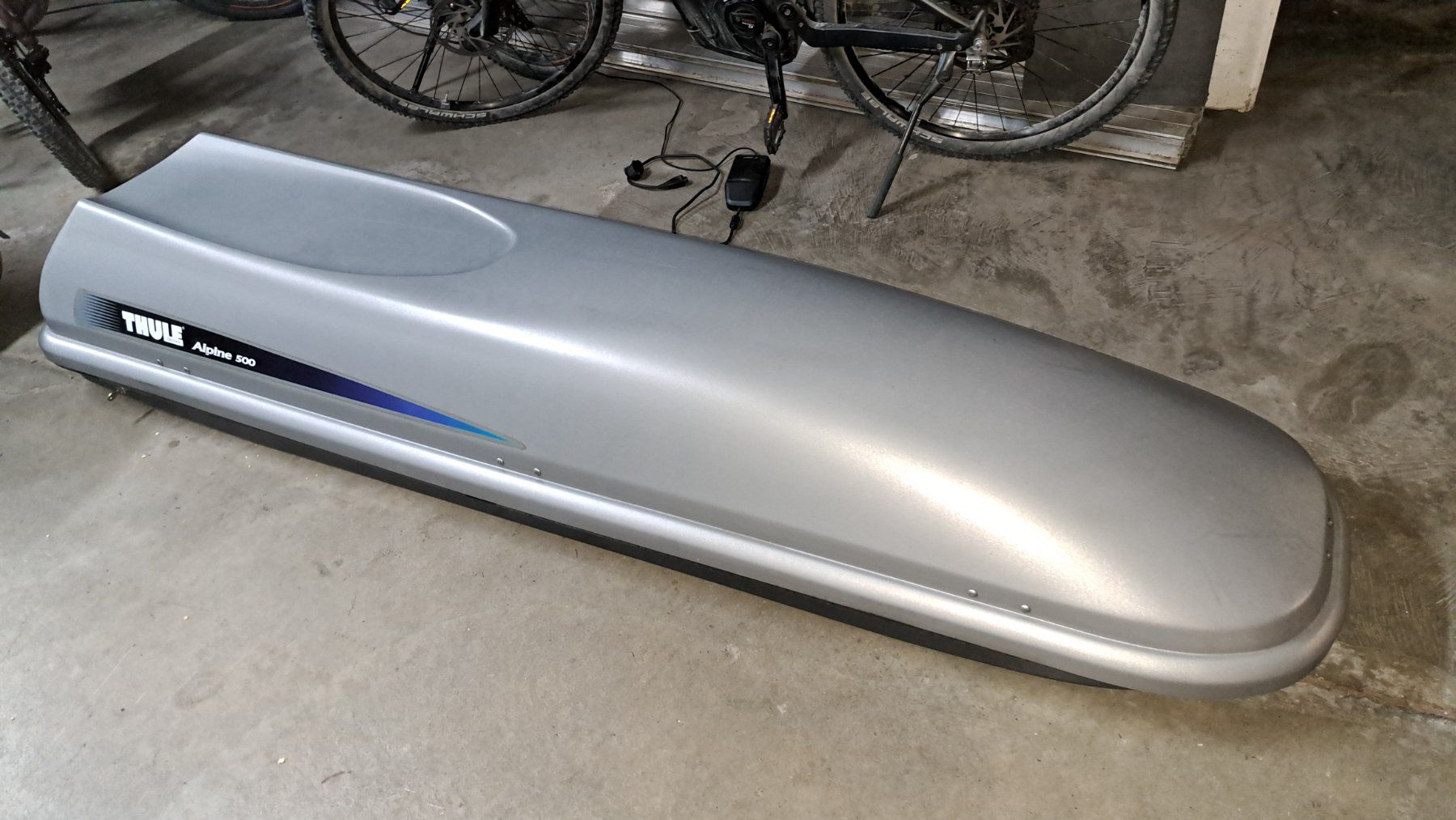 Thule Coffres de toit: Dachbox Thule Alpine 500 – D'occasion à Wichtrach par Nodus10