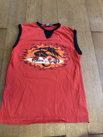 Rotes Tanktop mit Drachen Motiv ", Grösse 140