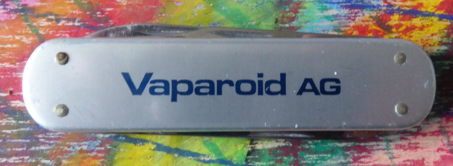Victorinox Coltelli tascabile: Victorinox Executive Sackmesser Vaparoid AG – Usato da Gossau SG venduto da tenerife11