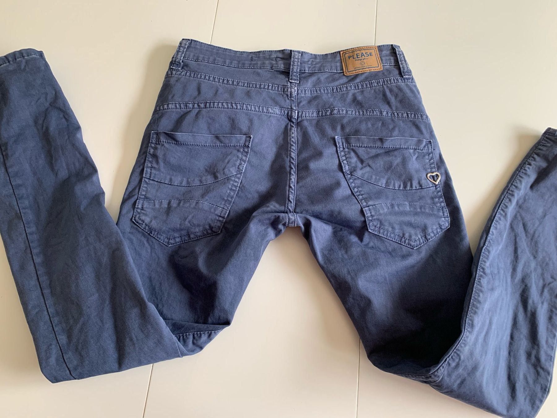 Please Jeans Jeans: PLEASE Vintage Jeans Grösse X Small – Gebraucht aus Meiringen von Sheyene 2