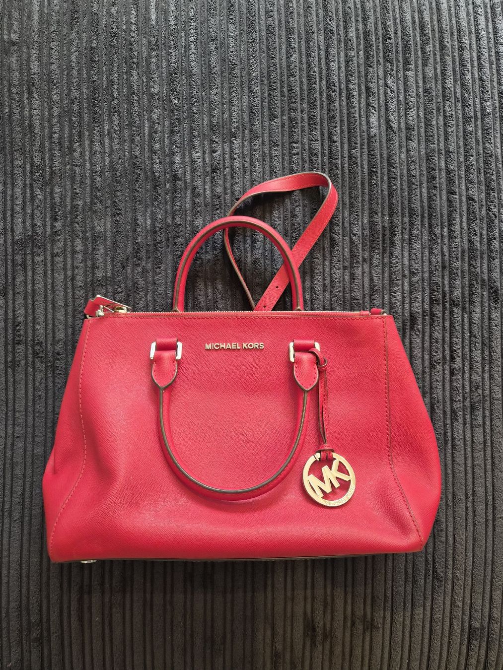 Michael Kors Taschen für Damen: Michael Kors Crossbody Handtasche – Neu (gemäss Beschreibung) aus Volketswil von SecondHanderia
