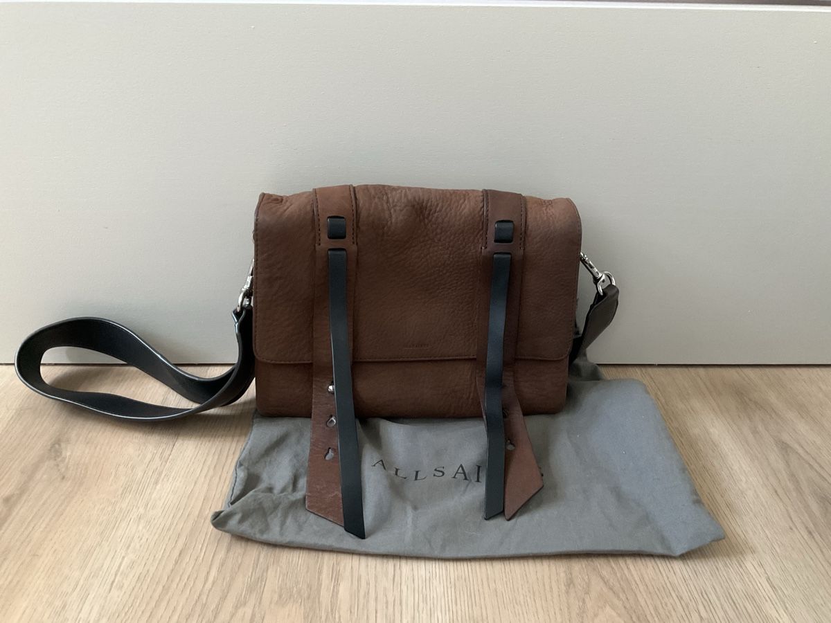 Borse da donna: Schultertasche Allsaint – Nuovo (secondo la descrizione) da Wädenswil venduto da Vuki