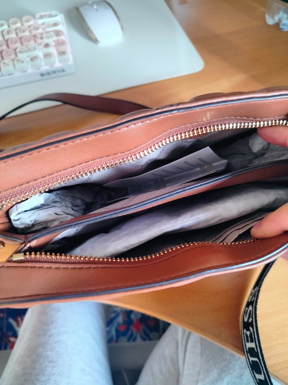 Michael Kors Borse da donna: Michael Kors Borsa a Tracolla Jet Set Charm – Nuovo (secondo la descrizione) da Chiasso venduto da Sasy2001 4