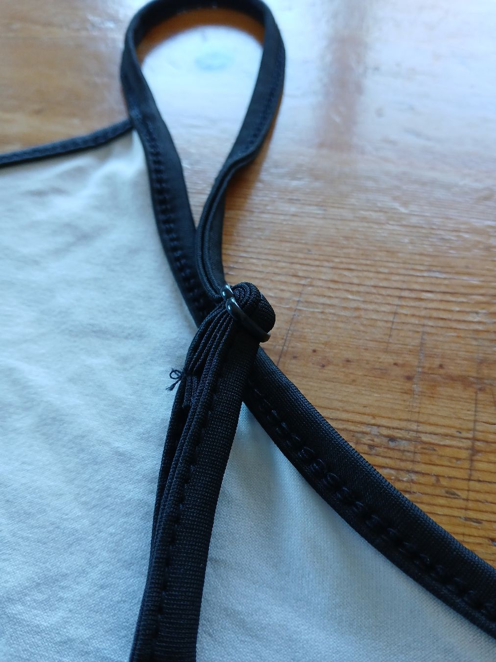 Top: 1 top neuf(Taille xxl) – Nuovo (secondo la descrizione) da Miecourt venduto da Marly1 5