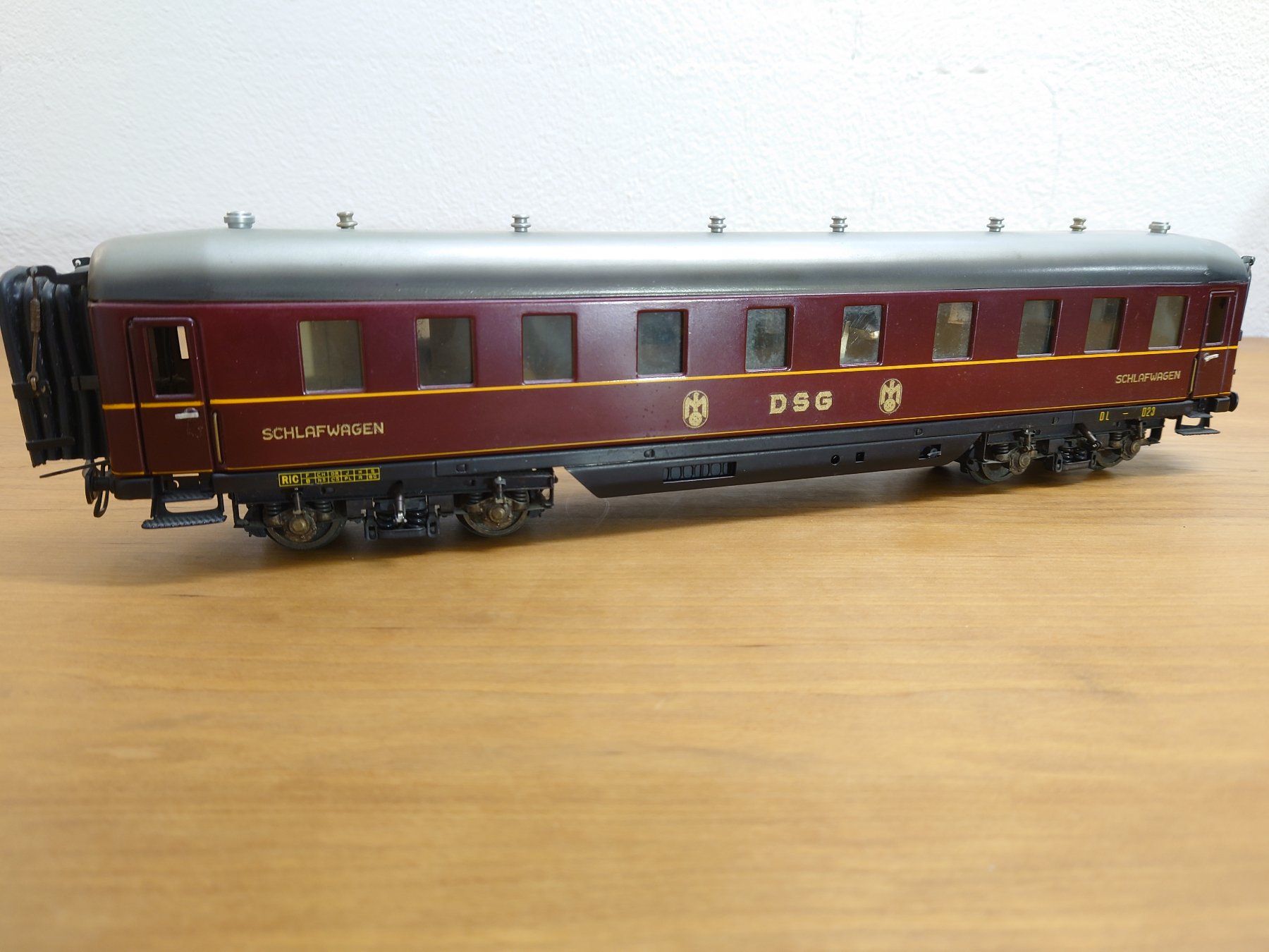 Modellini di ferrovie: Schlafwagen DSG Spur 0 – Usato da Luzern venduto da MR1973