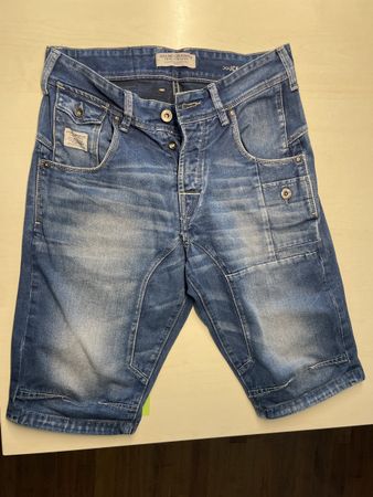 Stylische Jack & Jones Jeans, Grösse S, Neu