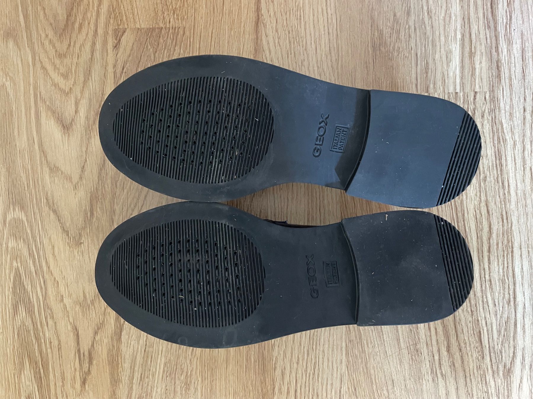 Geox Chaussures femmes: Geox Schuhe Gr. 37 – D'occasion à Winterthur par matou.53 2