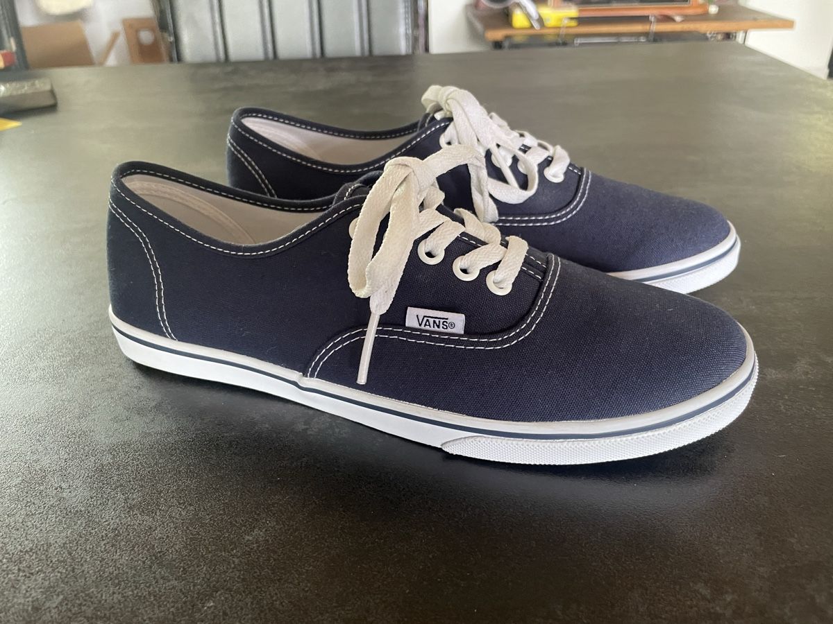 Vans Scarpe da uomo: Chaussure Basquette Vans Taille 39 – Nuovo (secondo la descrizione) da Vallamand venduto da Bricbracbroc82 1