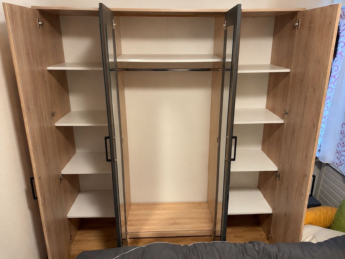 Armadi: Kleiderschrank – Usato da Wil SG venduto da dep_bsc9 1