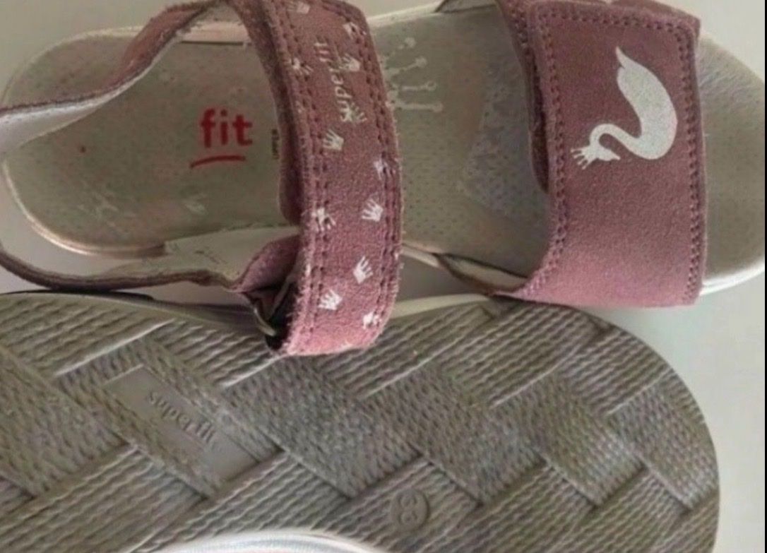 Superfit Scarpe per ragazzi: Mädchen Sandalen Superfit Klettverschluss Grösse 33 – Nuovo (secondo la descrizione) da Freidorf TG venduto da nad_fxh7 1