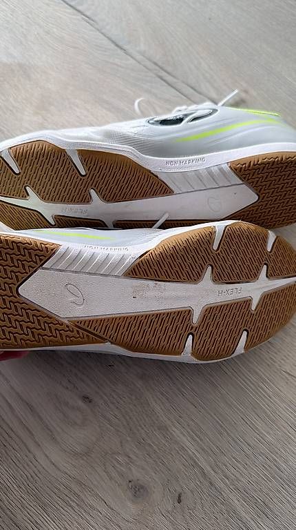 Herrenschuhe: Fussballschuhe (Halle) – Gebraucht aus Möhlin von mar_k5wf 1