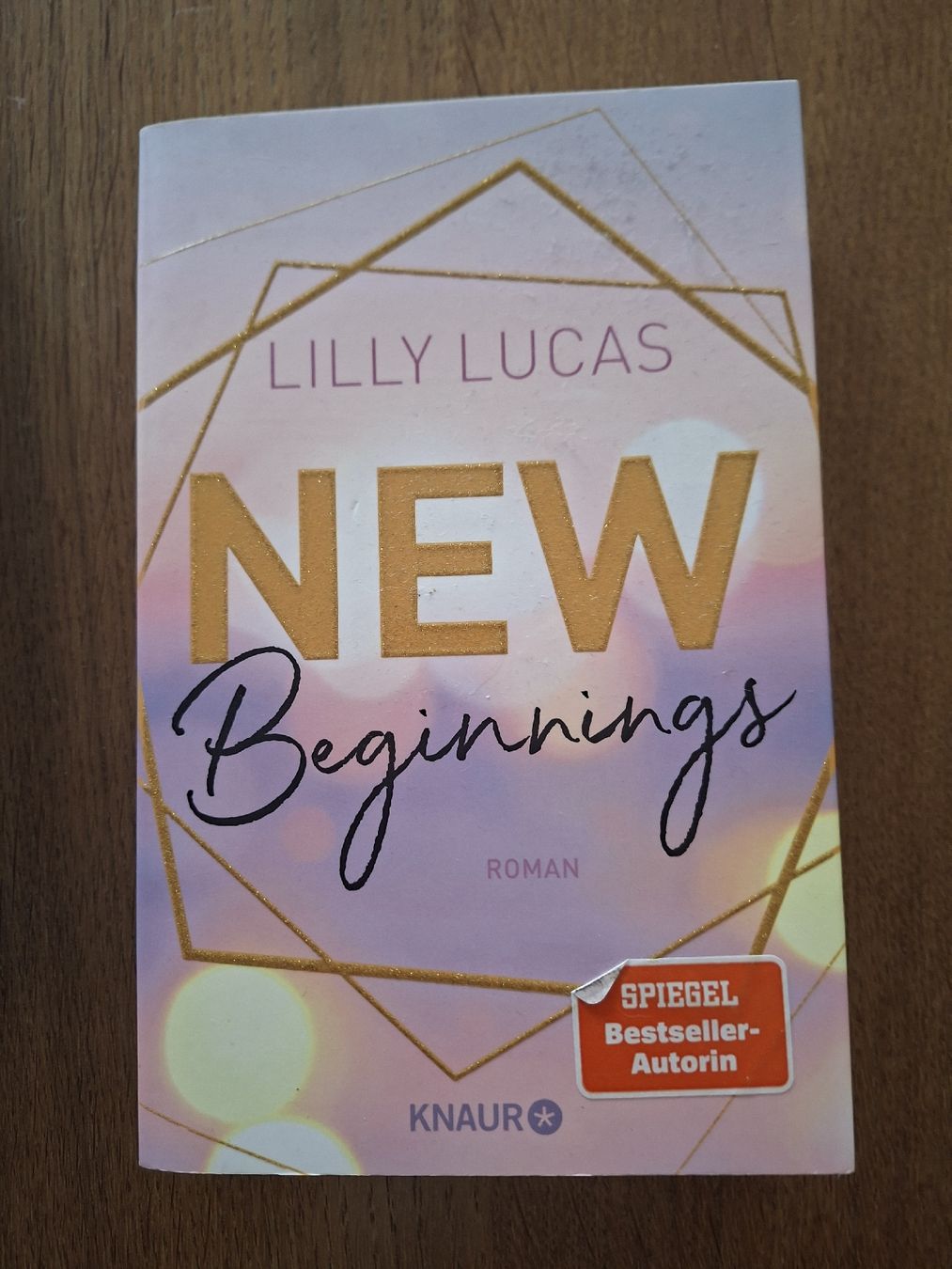 Libri: Buch "New Beginnings" von Lilly Lucas – Usato da Rain venduto da pri_k9km
