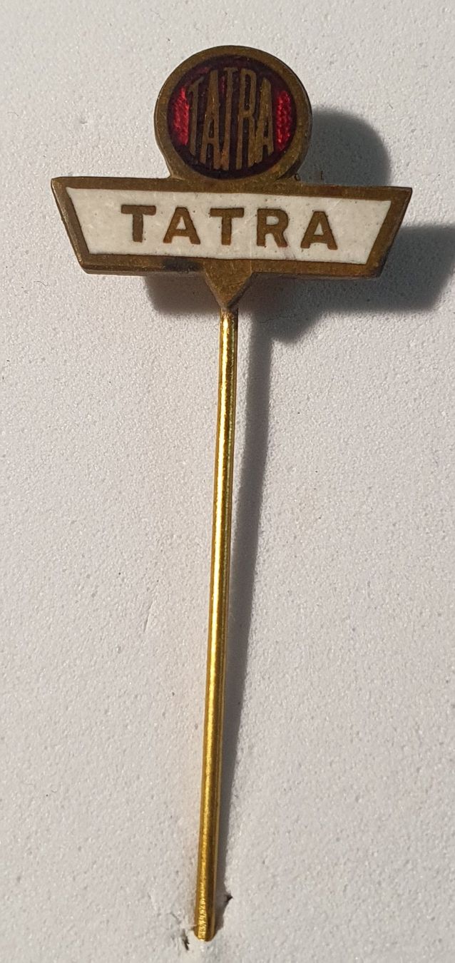 Spille & Fermagli: BB468 - Anstecknadel - TATRA  Logo – Usato da Reinach BL venduto da Boston-Verkauf 1