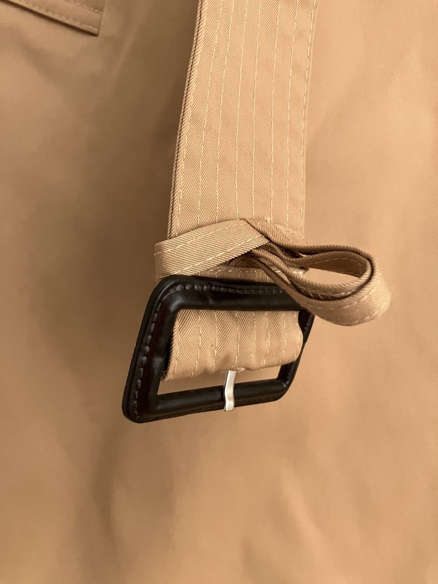 Hugo Boss Cappotti: Trenchcoat BOSS – Usato da Zürich venduto da pac_qxb7 2