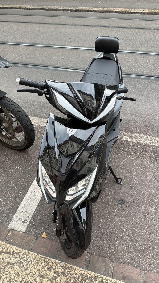 Voiturettes électriques: Scooter – Neuf avec emballage d'origine à Basel par ban_t5lm 5