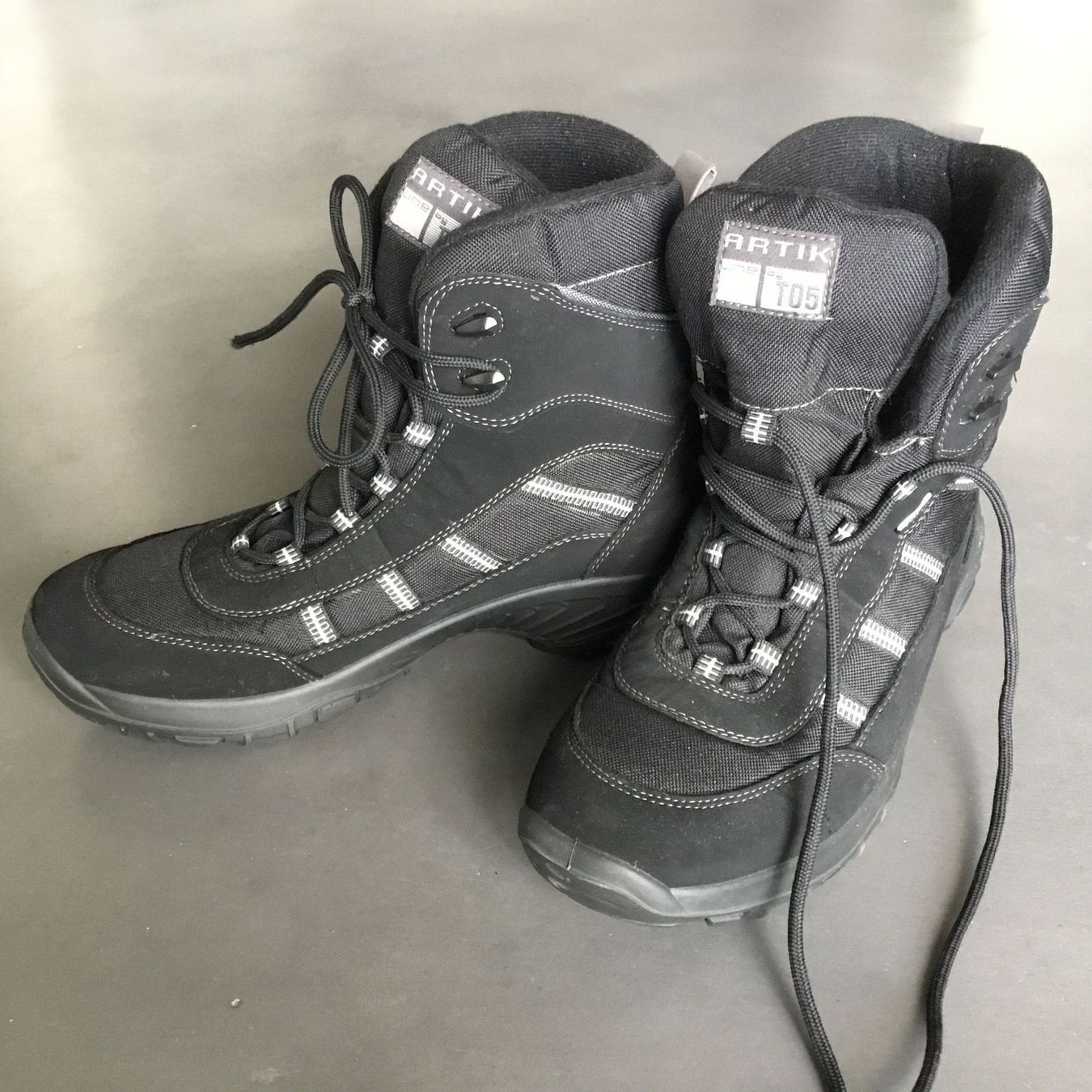 Scarpe da uomo: Winterschuhe Artik T05 / Herren Gr. 42 – Usato da Eggersriet venduto da Wiese61 1