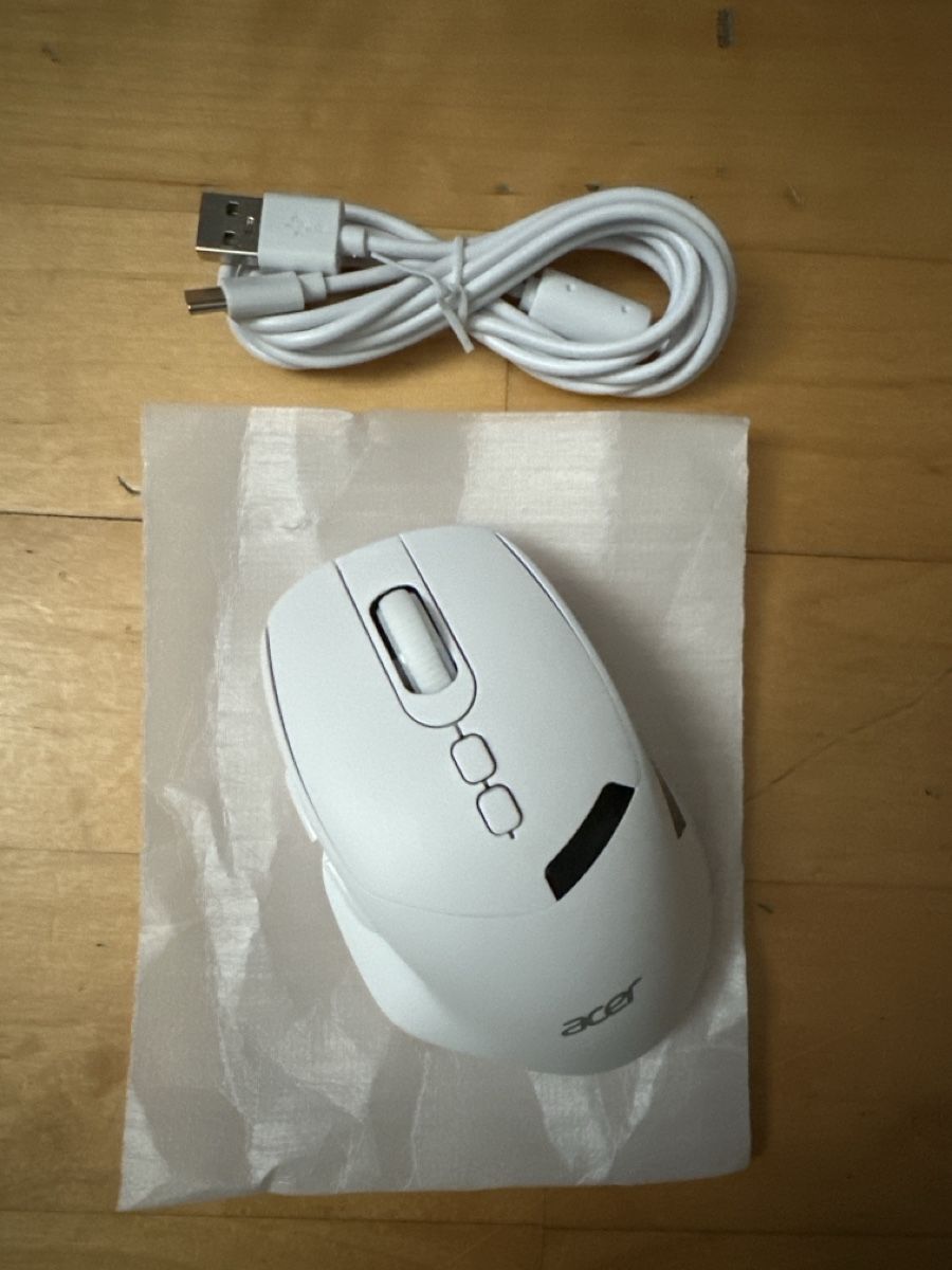 Mouse: Souris sans fil NEUVE – Nuovo (secondo la descrizione) da Le Lignon venduto da Crocogril