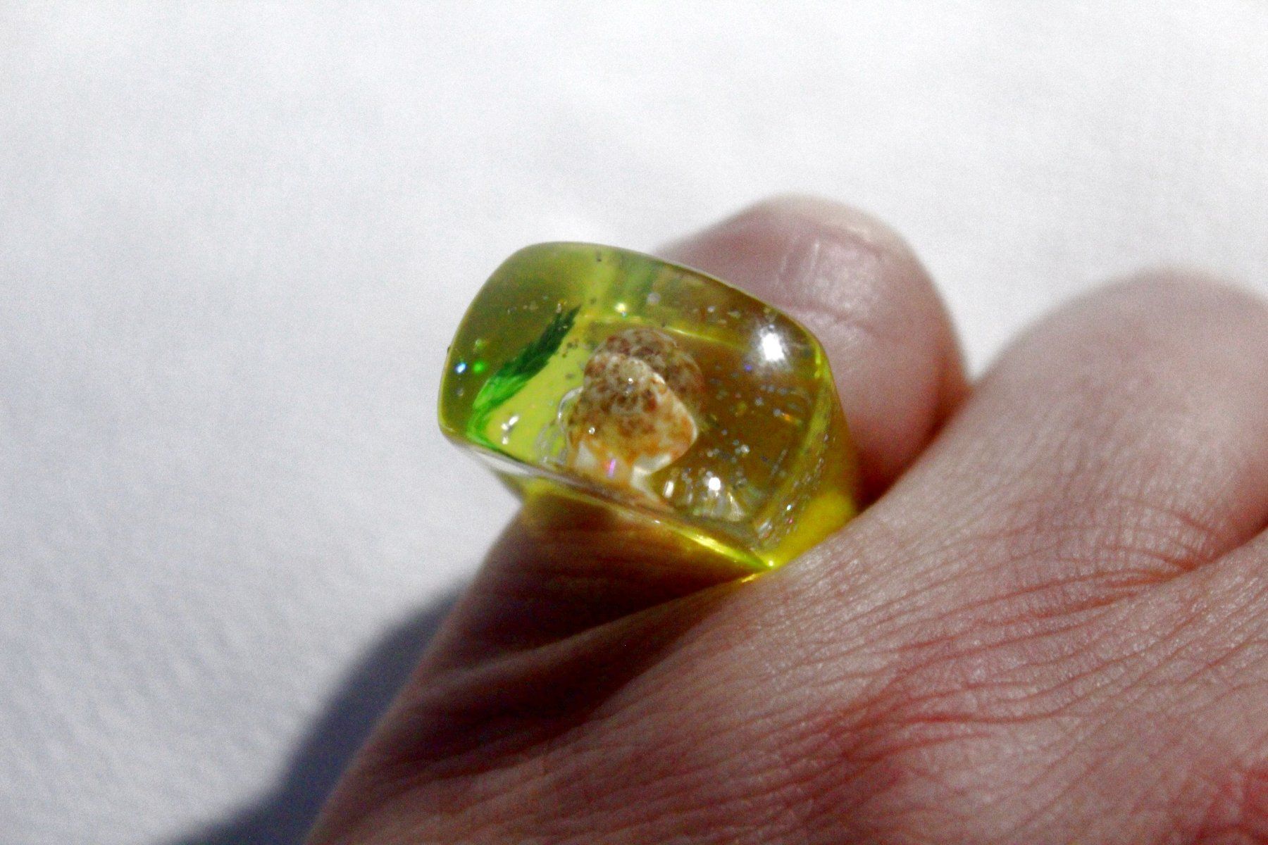 Anelli: Vintage Space-Age - Ring mit Muschel, Seestern, Seeigel, usw – Nuovo (secondo la descrizione) da Bern venduto da Vitaneuf