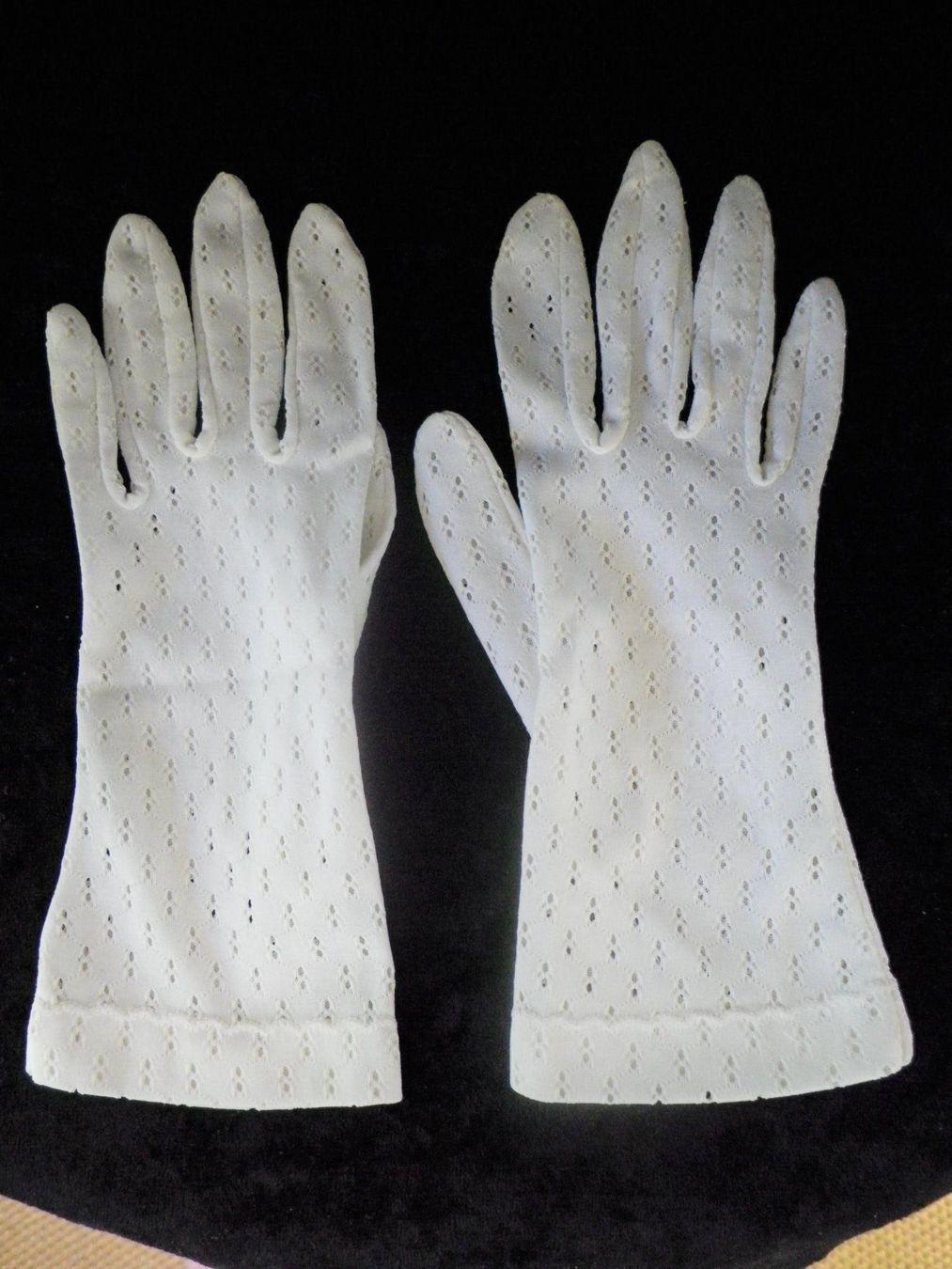 Guanti & manicotti: Vintage Handschuhe – Usato da Reinach BL venduto da Annodomini
