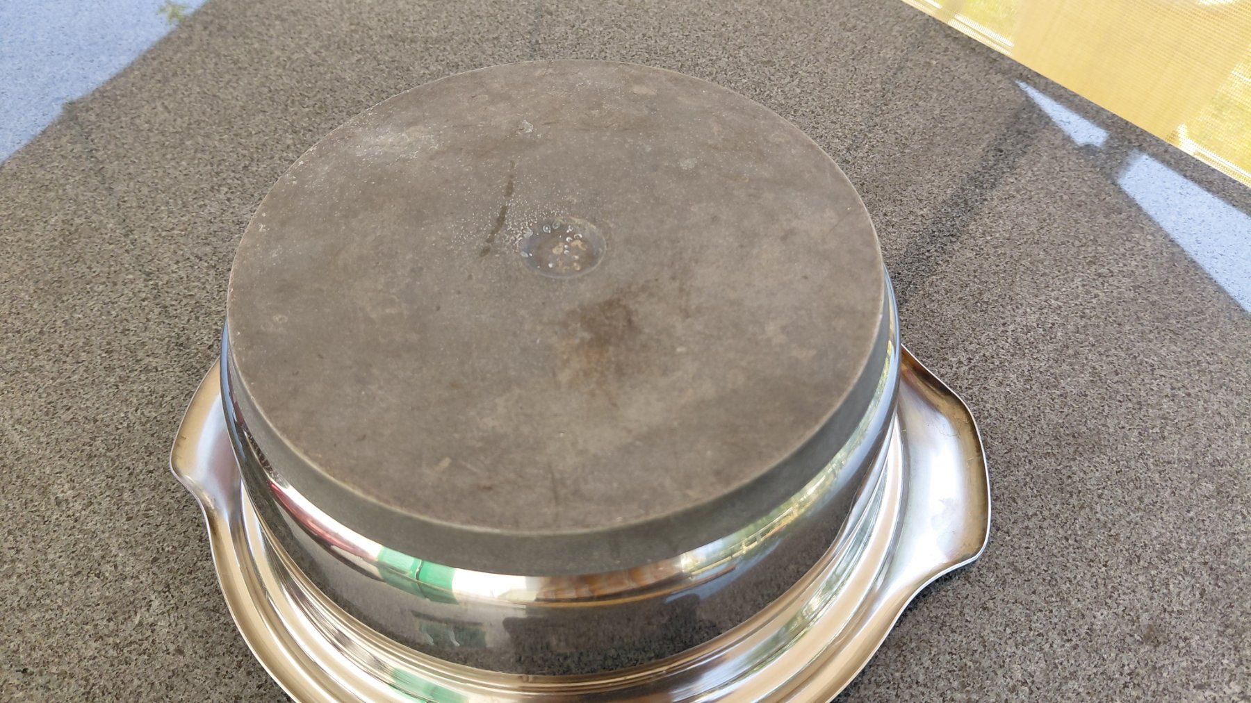 Padelle: Chromstahlpfanne mit Aludeckel – Usato da Gelterkinden venduto da martinom 3