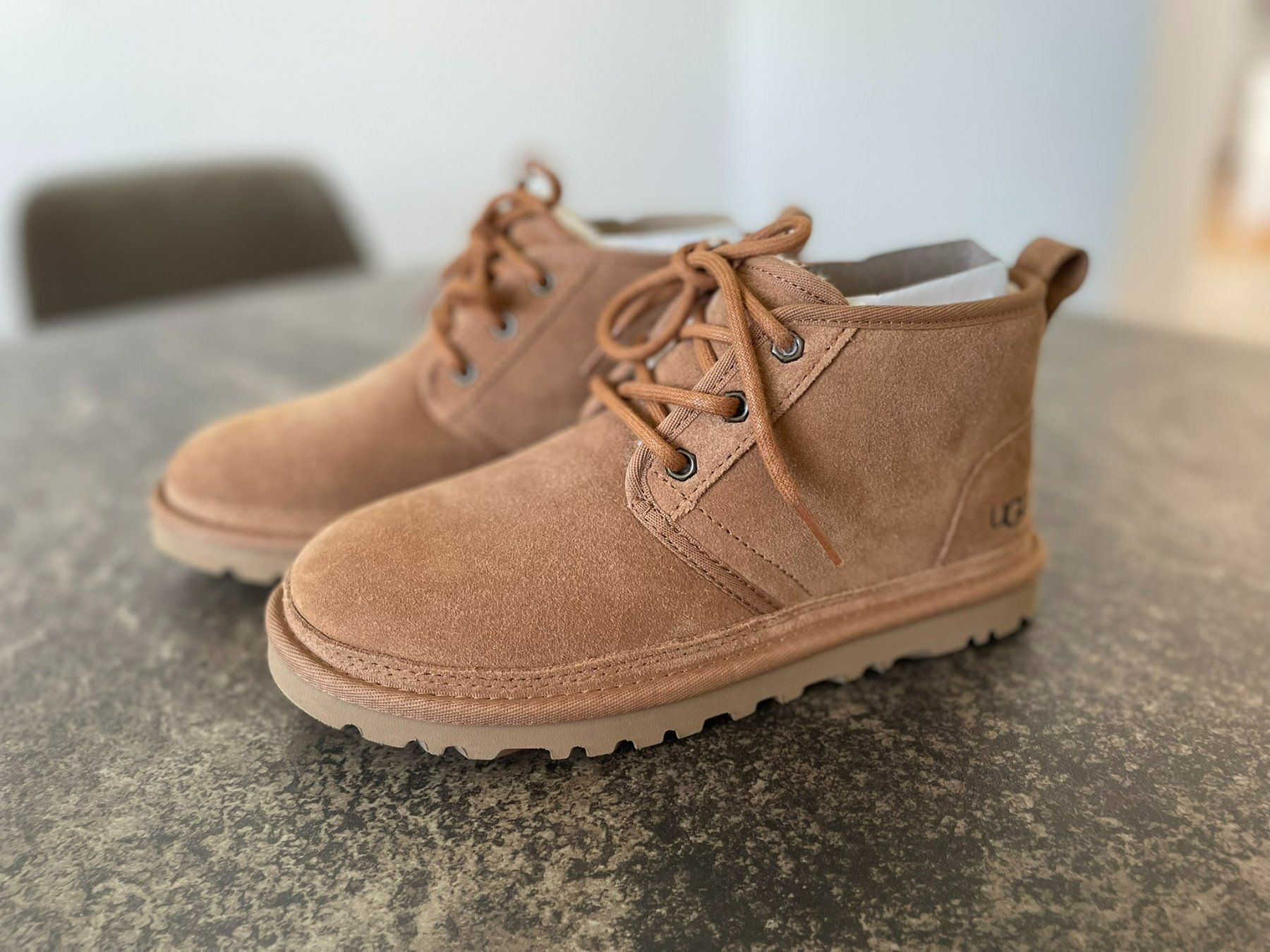 Ugg Scarpe da donna: UGG Femme Botte Neumel – Nuovo e nell'imballaggio originale da Geneve venduto da mge_2pns